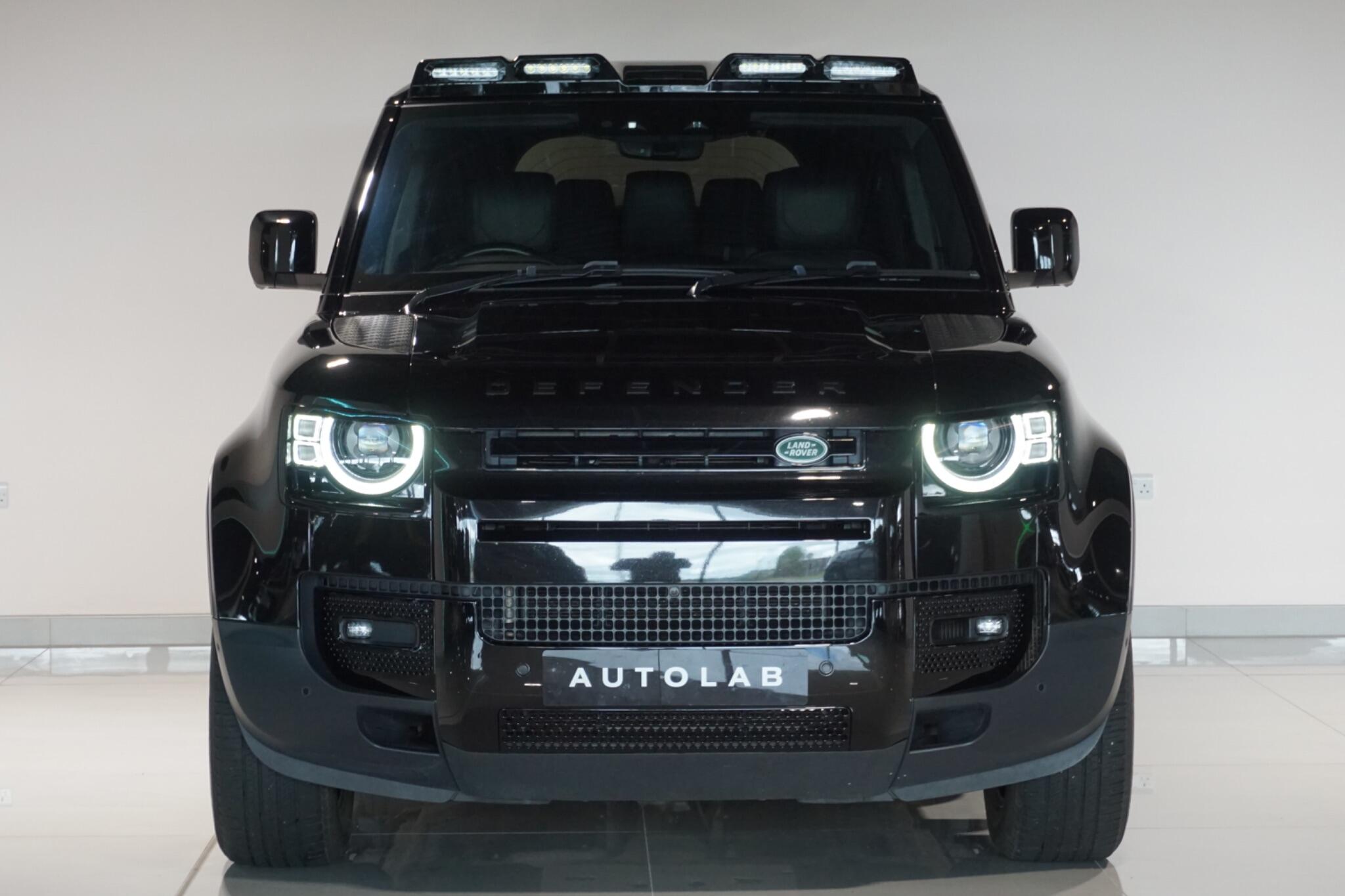 Land Rover Defender 110 3.0 D300 MHEV HSE SUV 5dr Diesel Auto 4WD Euro 6 (s/s) (300 ps)